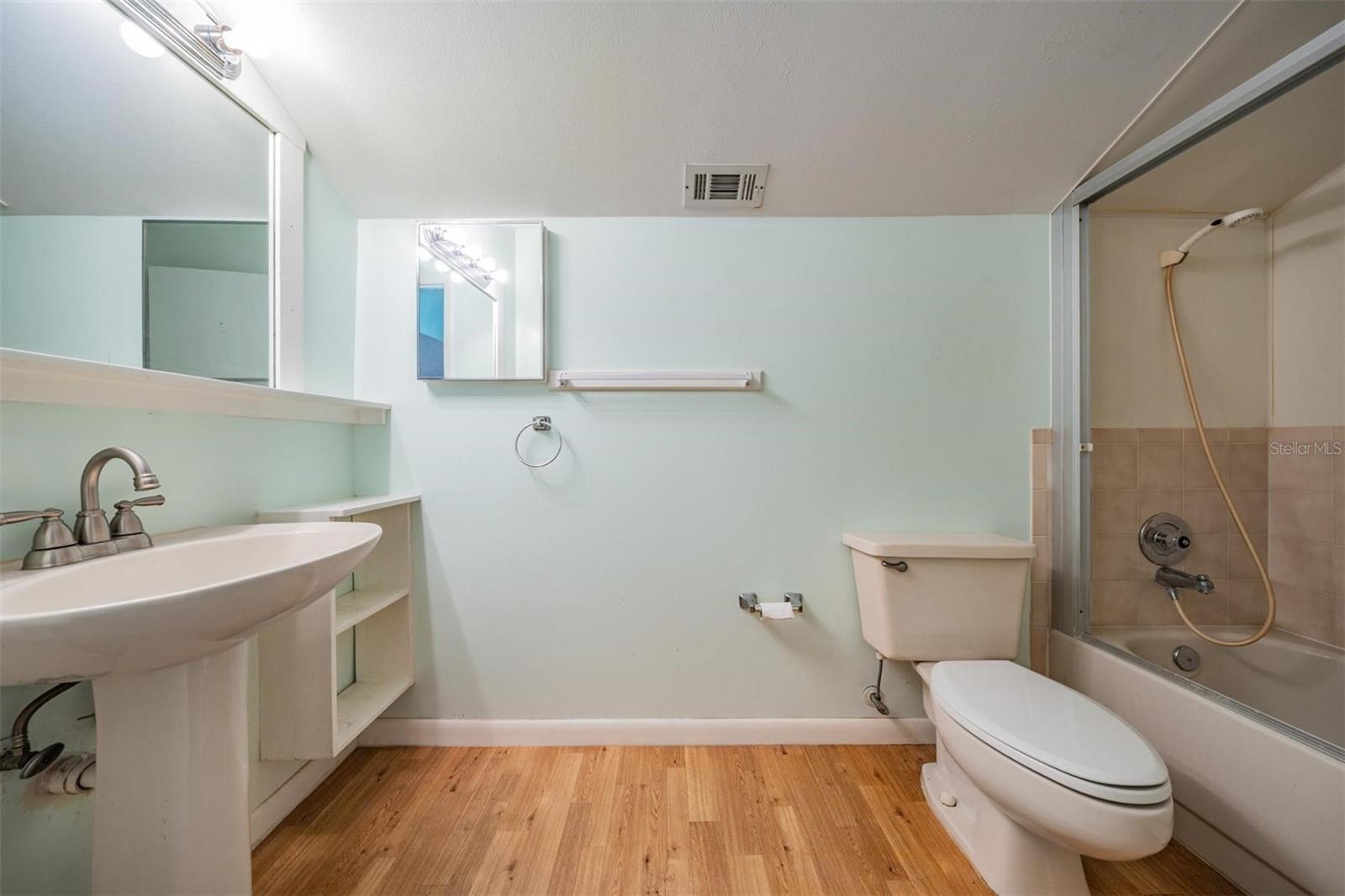 Bathroom 3 - second floor