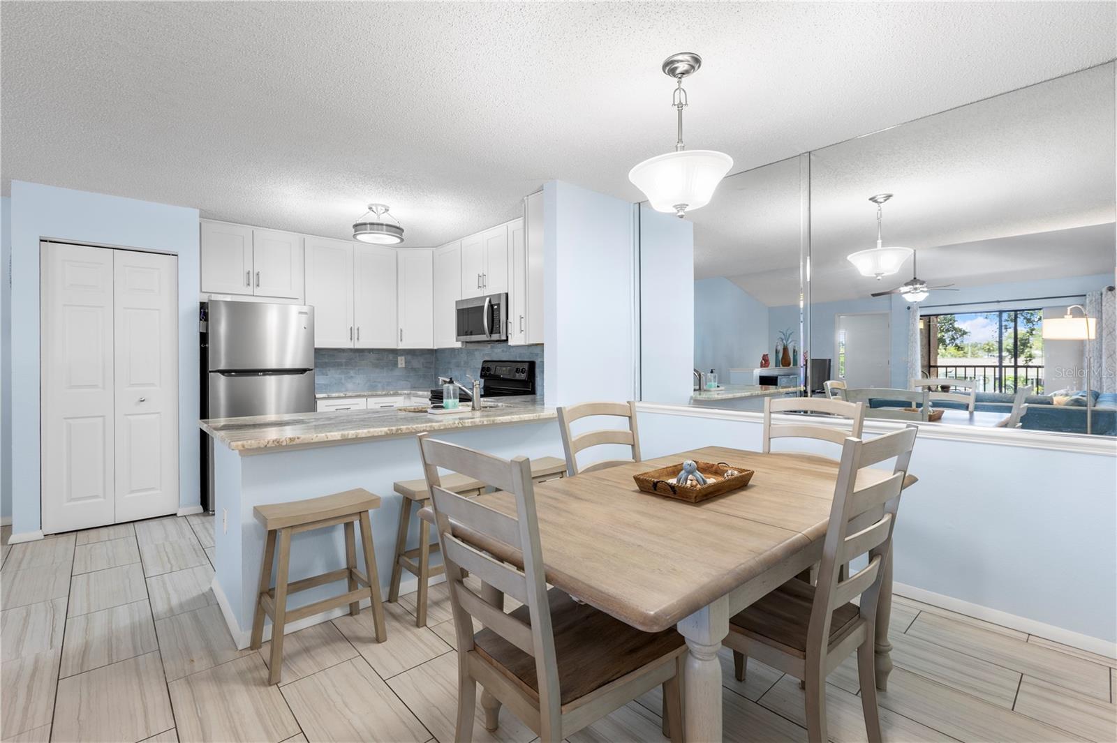 Dinning / Kitchen