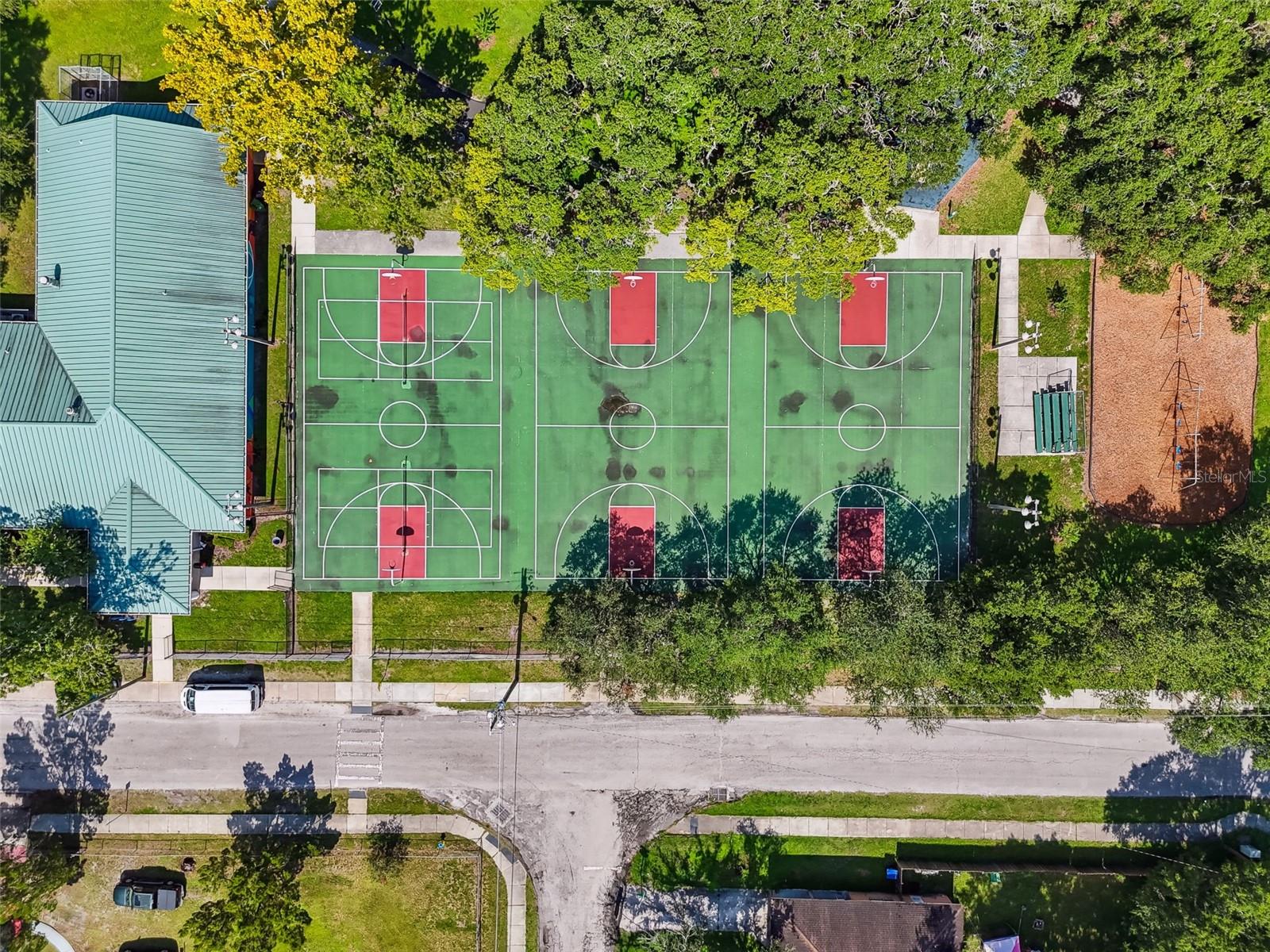 Community Park | Basket ball courts