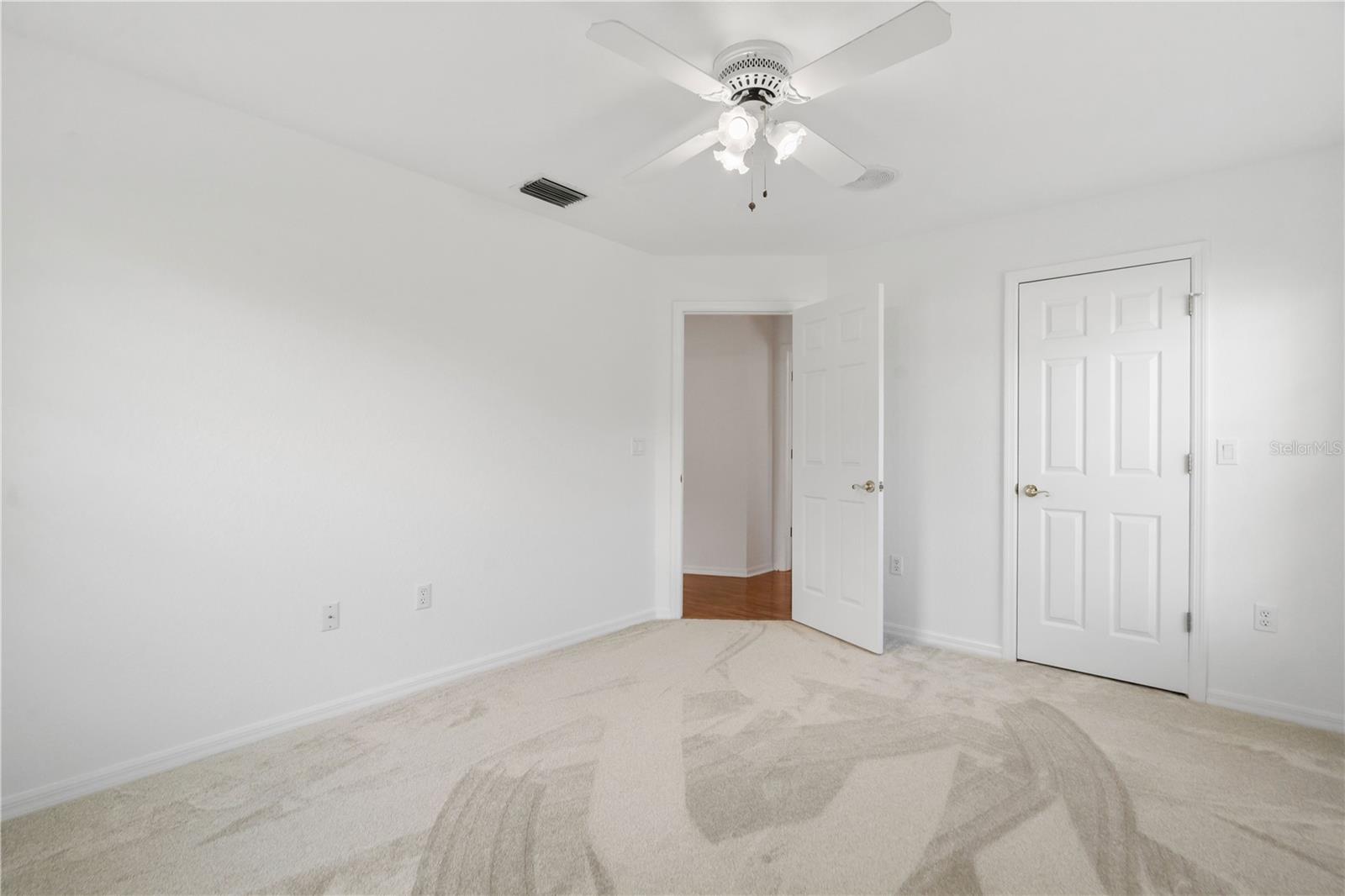 Guest bedroom 2