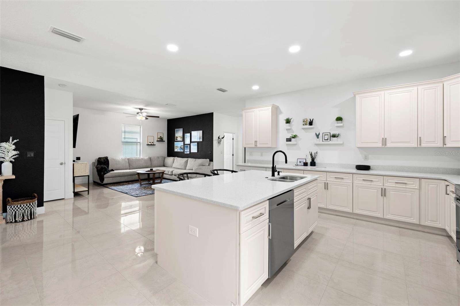 Kitchen Living Room