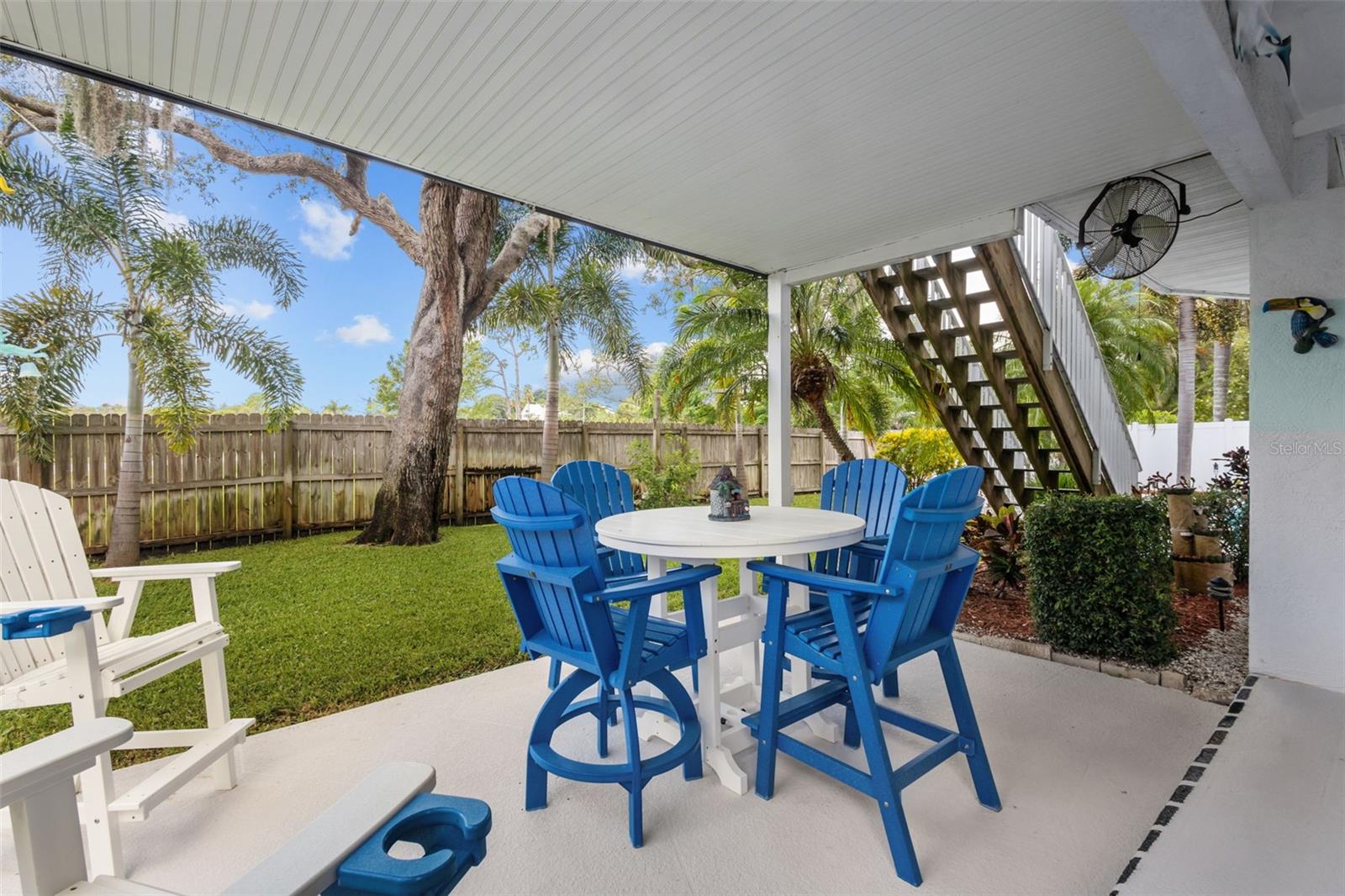 Covered entertainment space