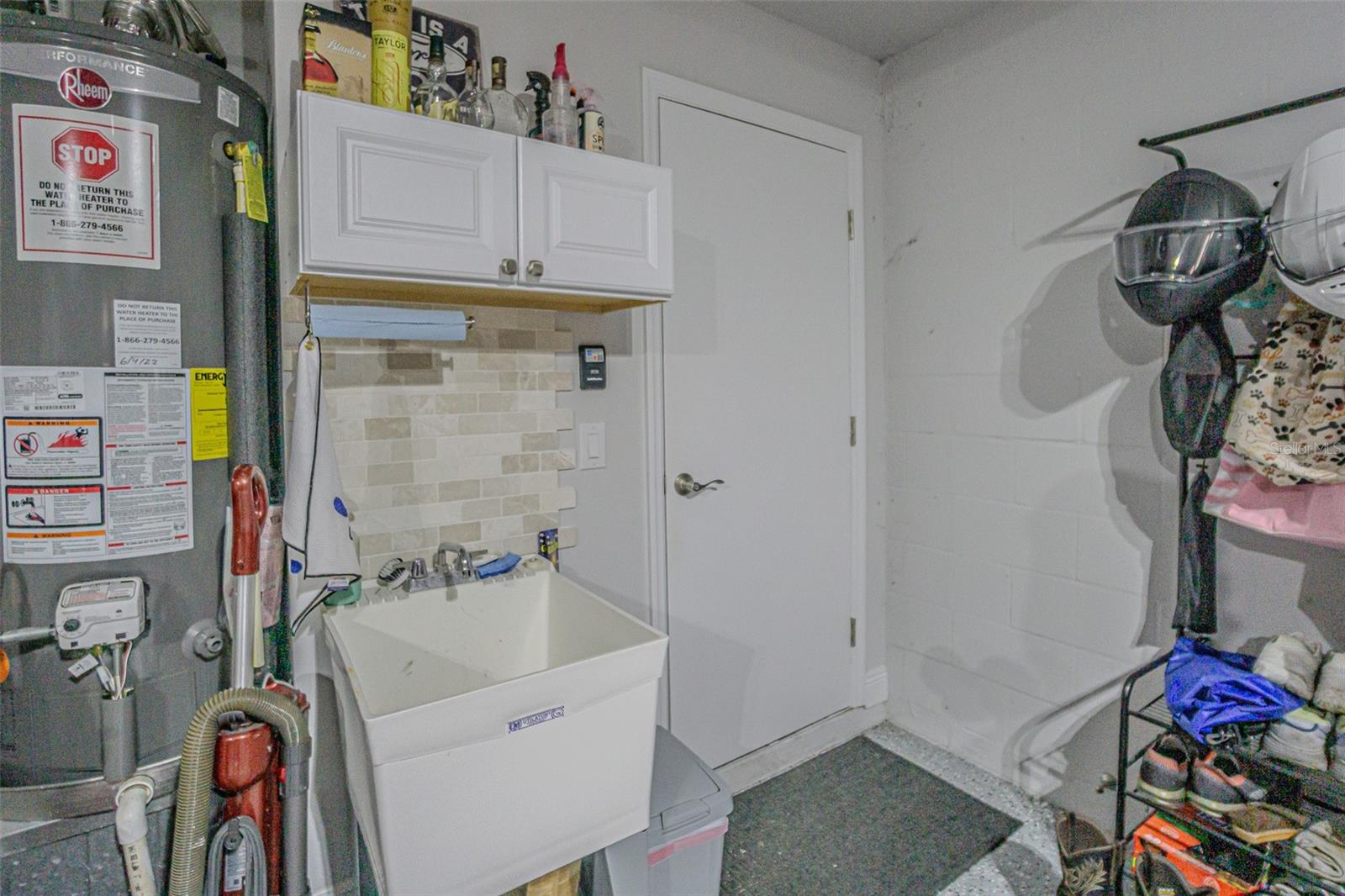 Laundry tub in garage