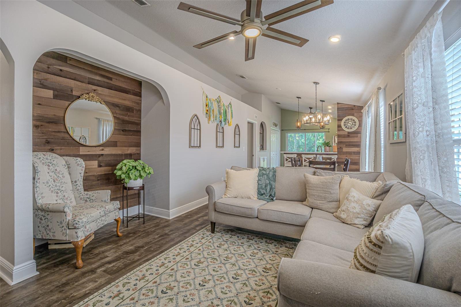Living room to dining