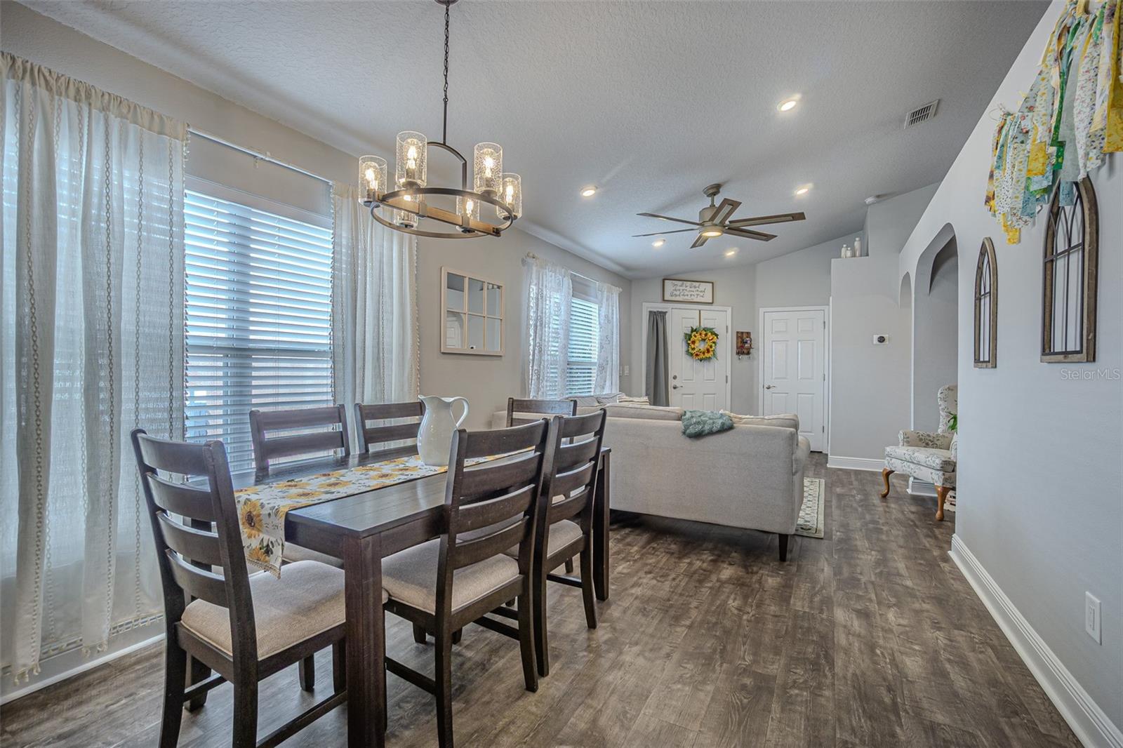 Dining/Living