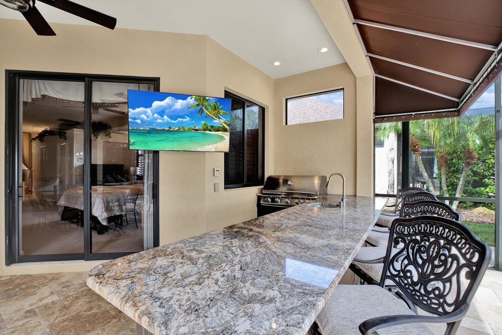 Outdoor kitchen and bar