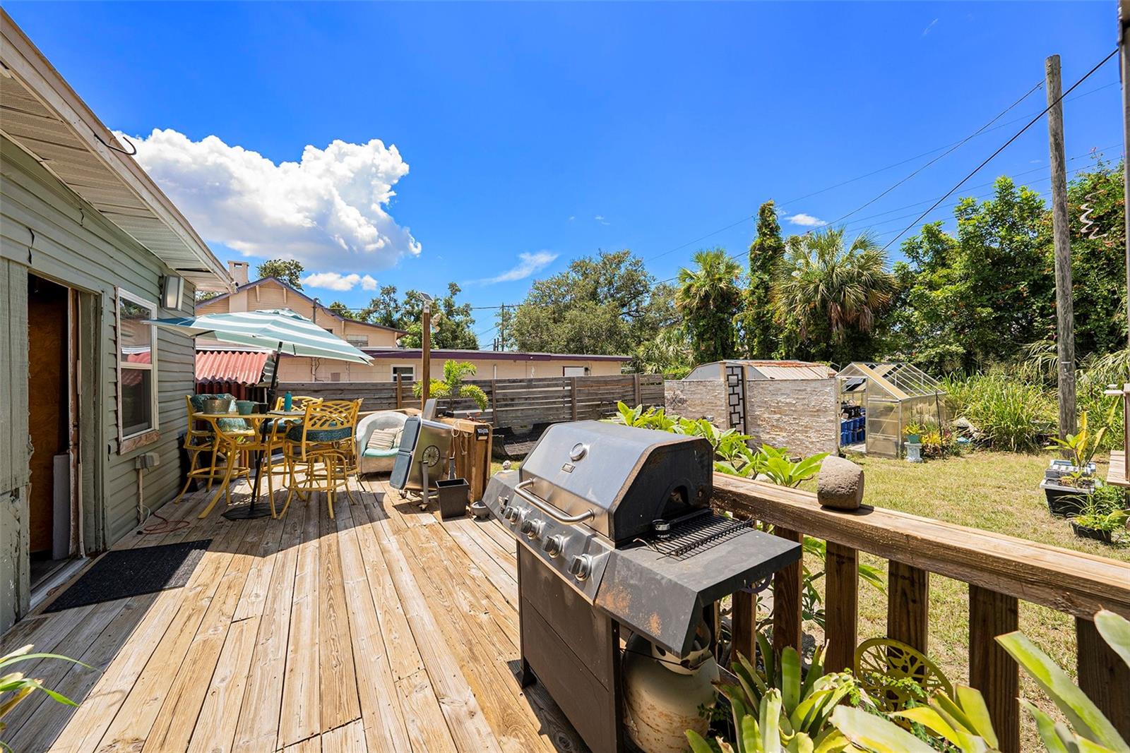Backyard/Deck