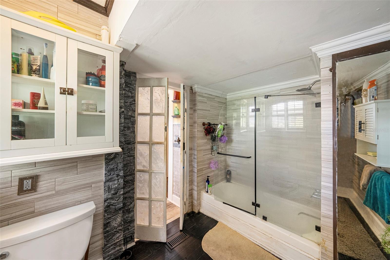 Bathroom - 1st Floor