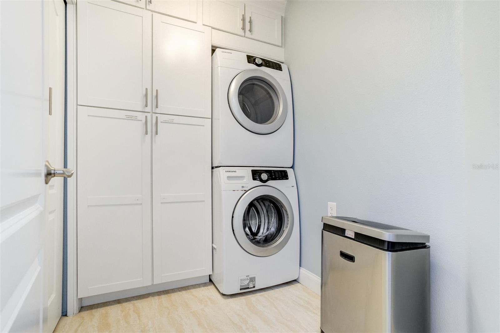 3rd floor laundry room