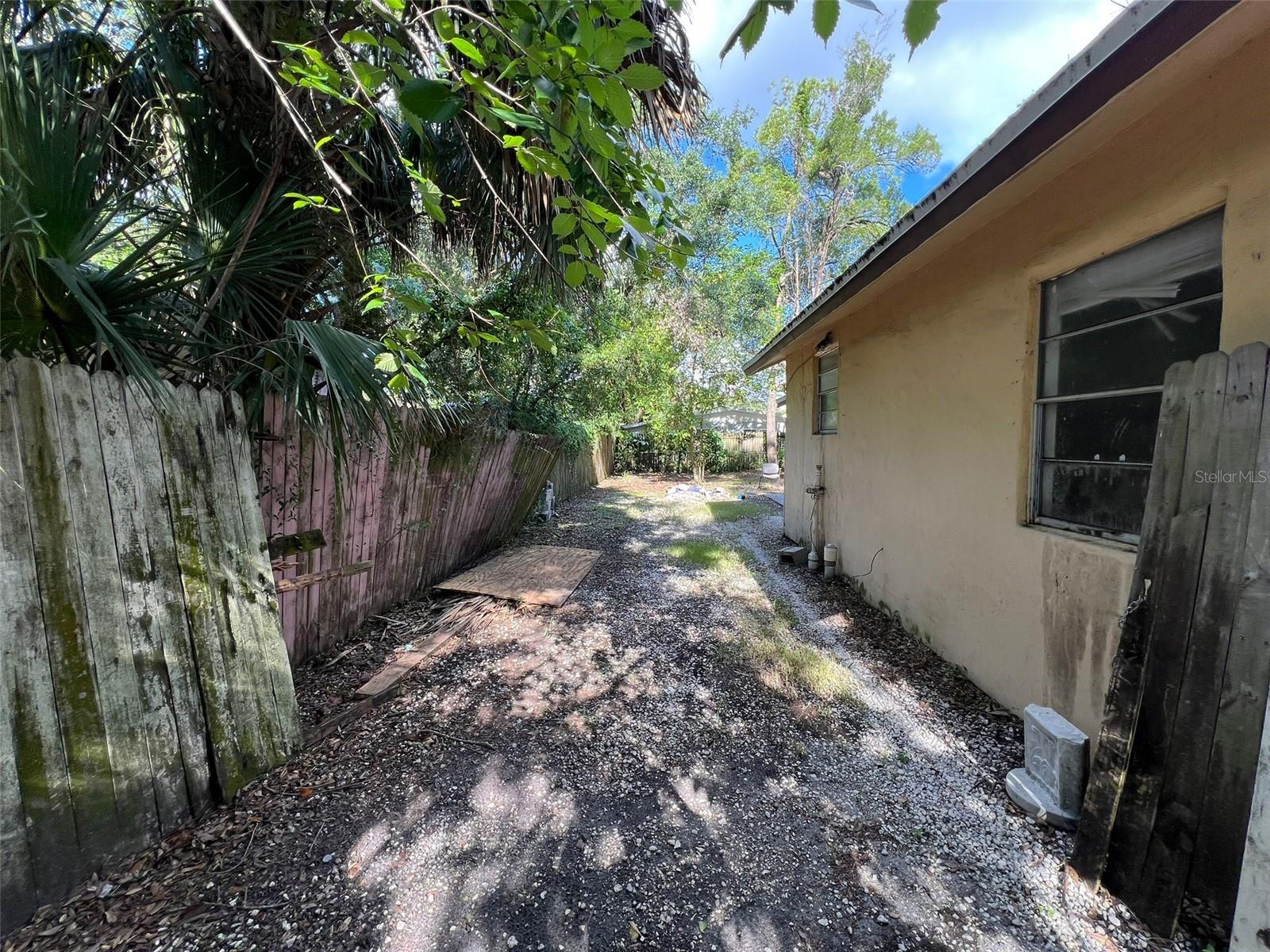 side yard