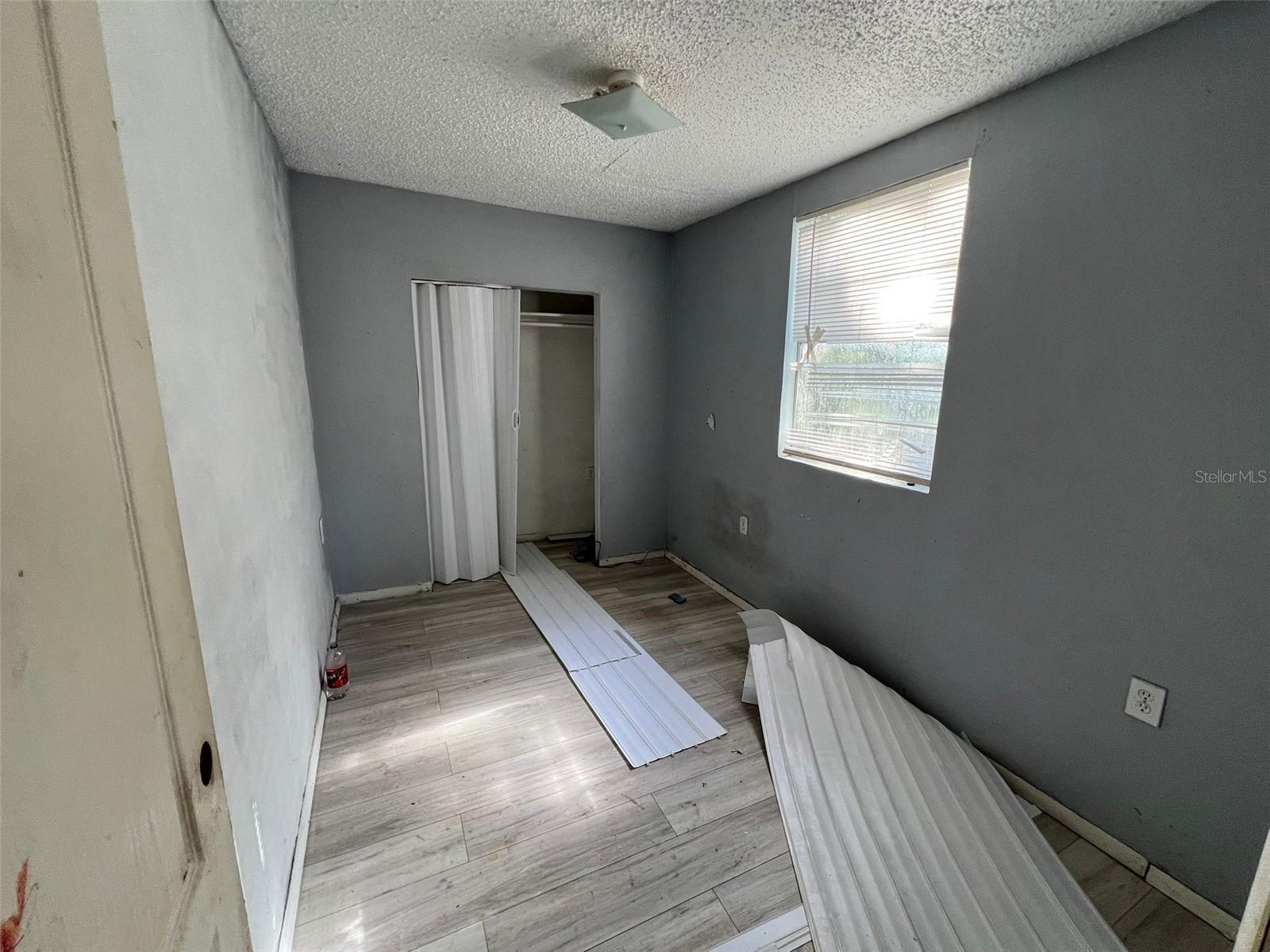 L4954800