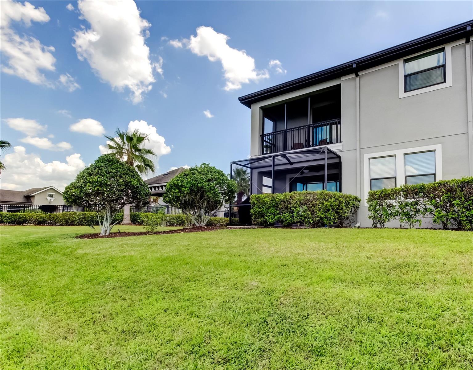 BACK OF TOWNHOME