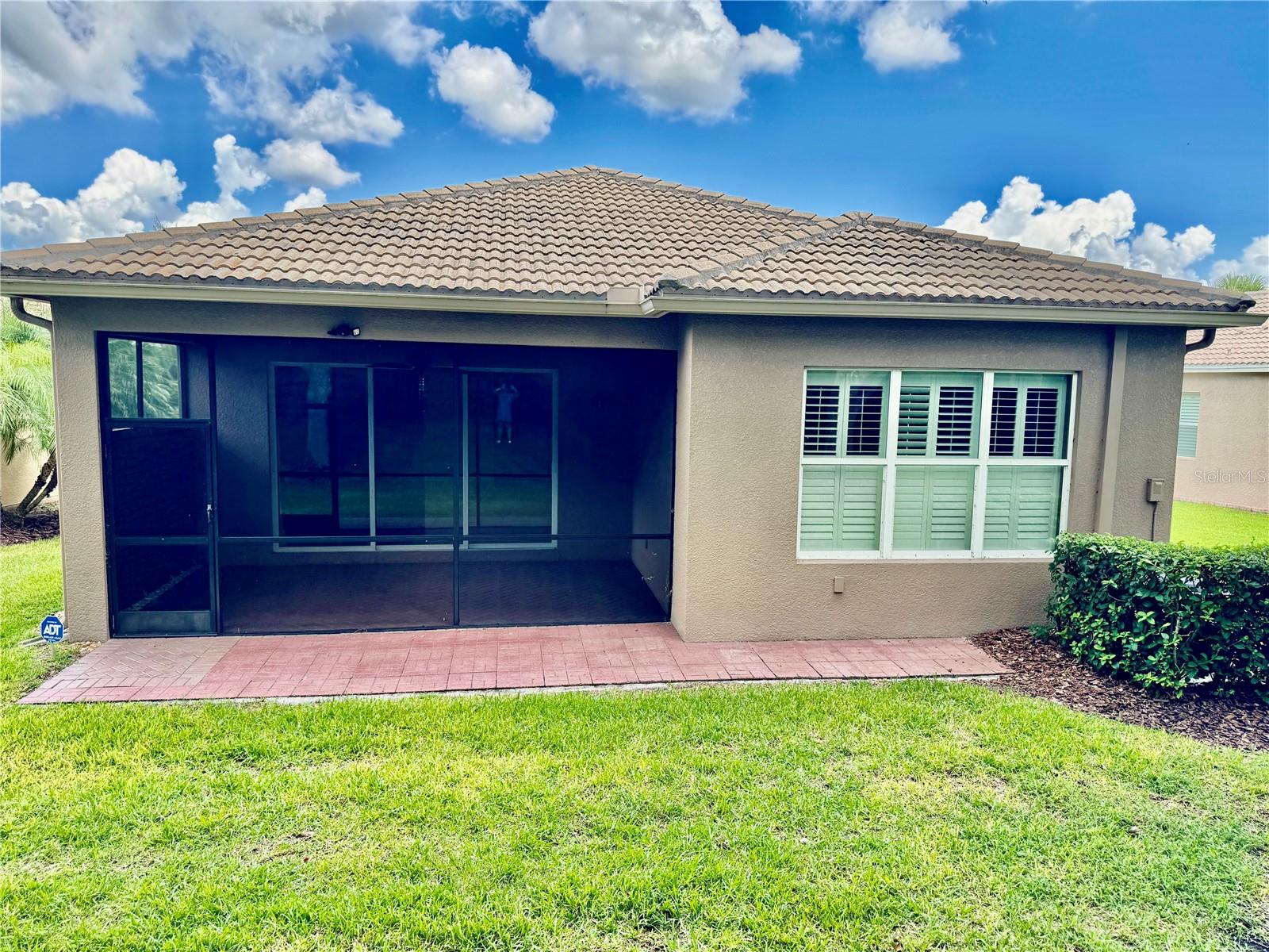 4' BRICK EXTENSION FROM LANAI