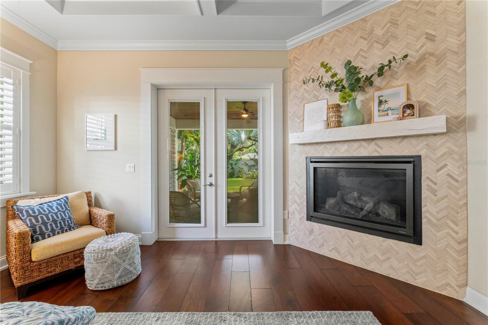 1st Floor master bedroom