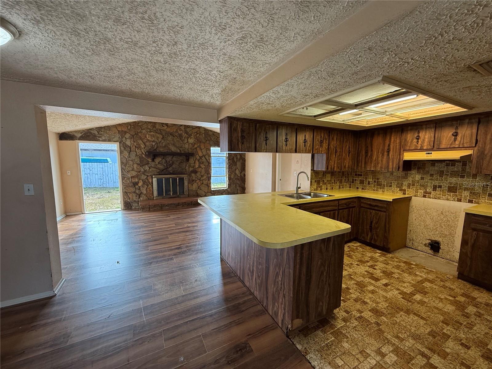 Kitchen to Living Room