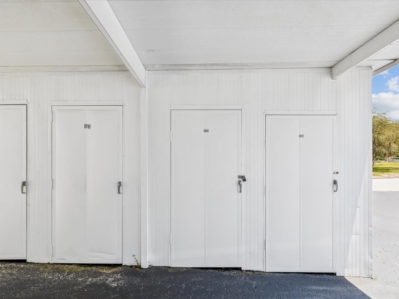 storage closet/shed
