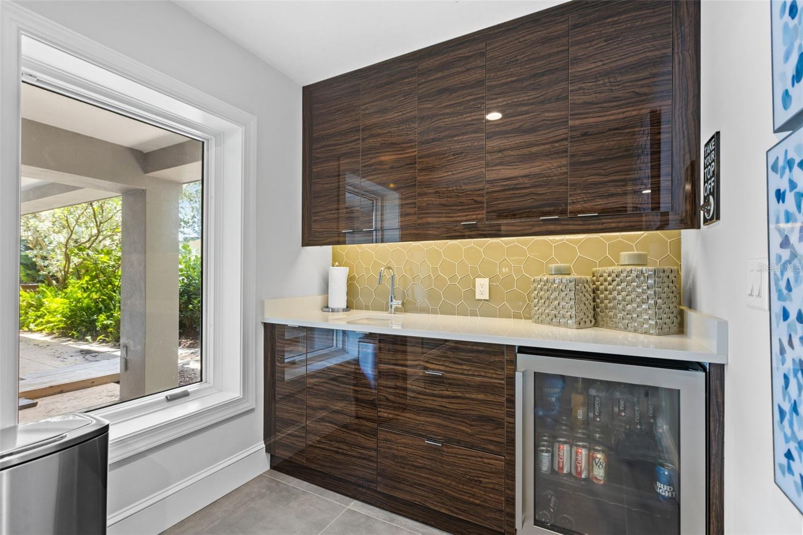 Guest suite kitchenette