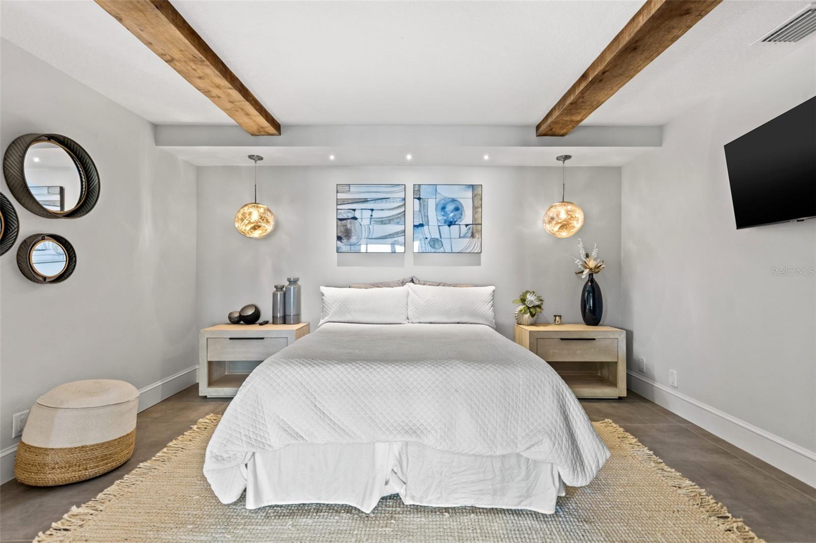 Guest bedroom/Inlaw suite