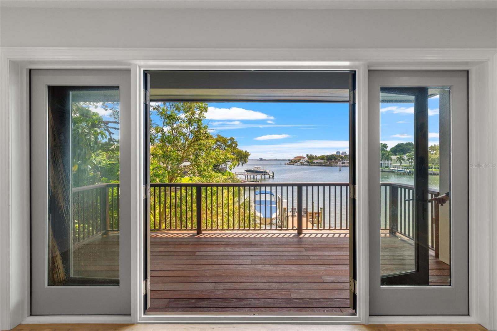 Primary balcony
