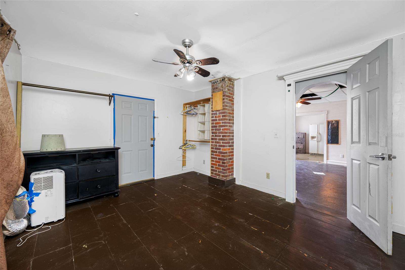 downstairs apt
