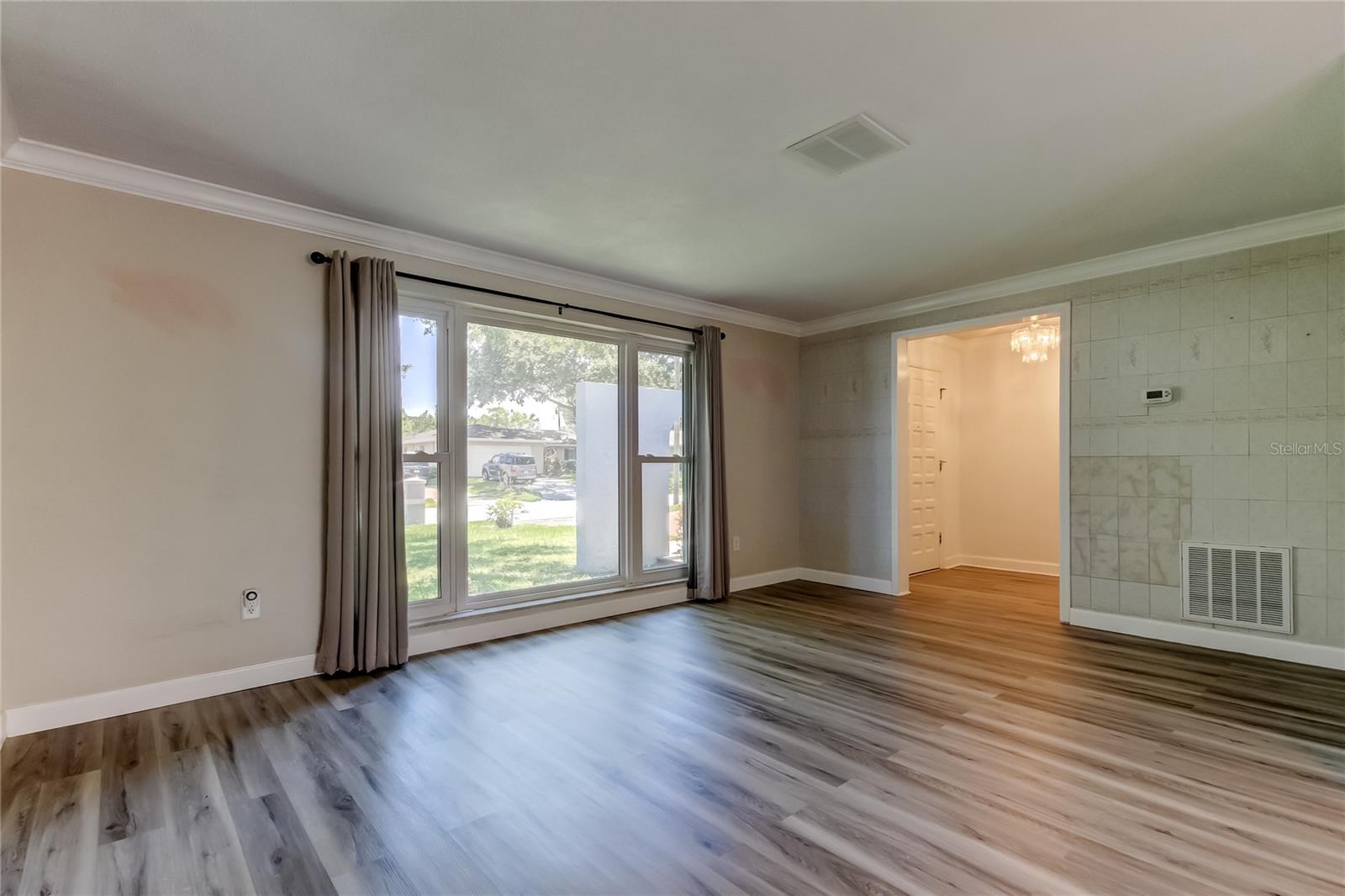 Living/Dining Room