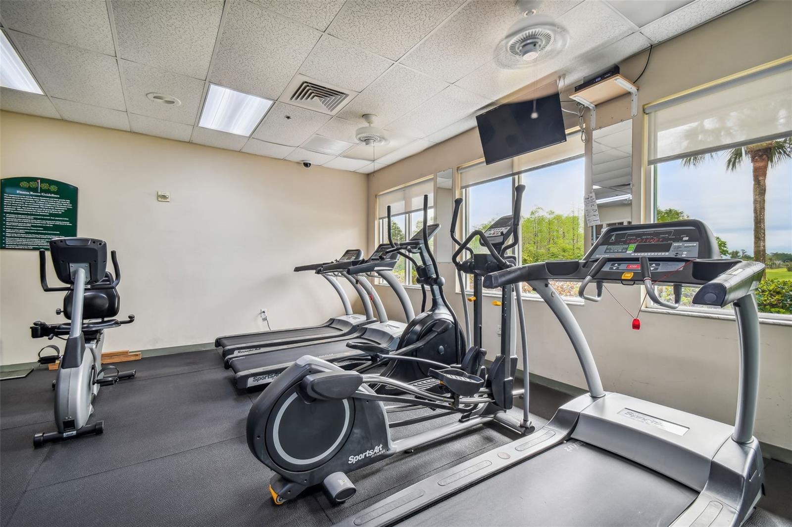EXERCISE ROOM