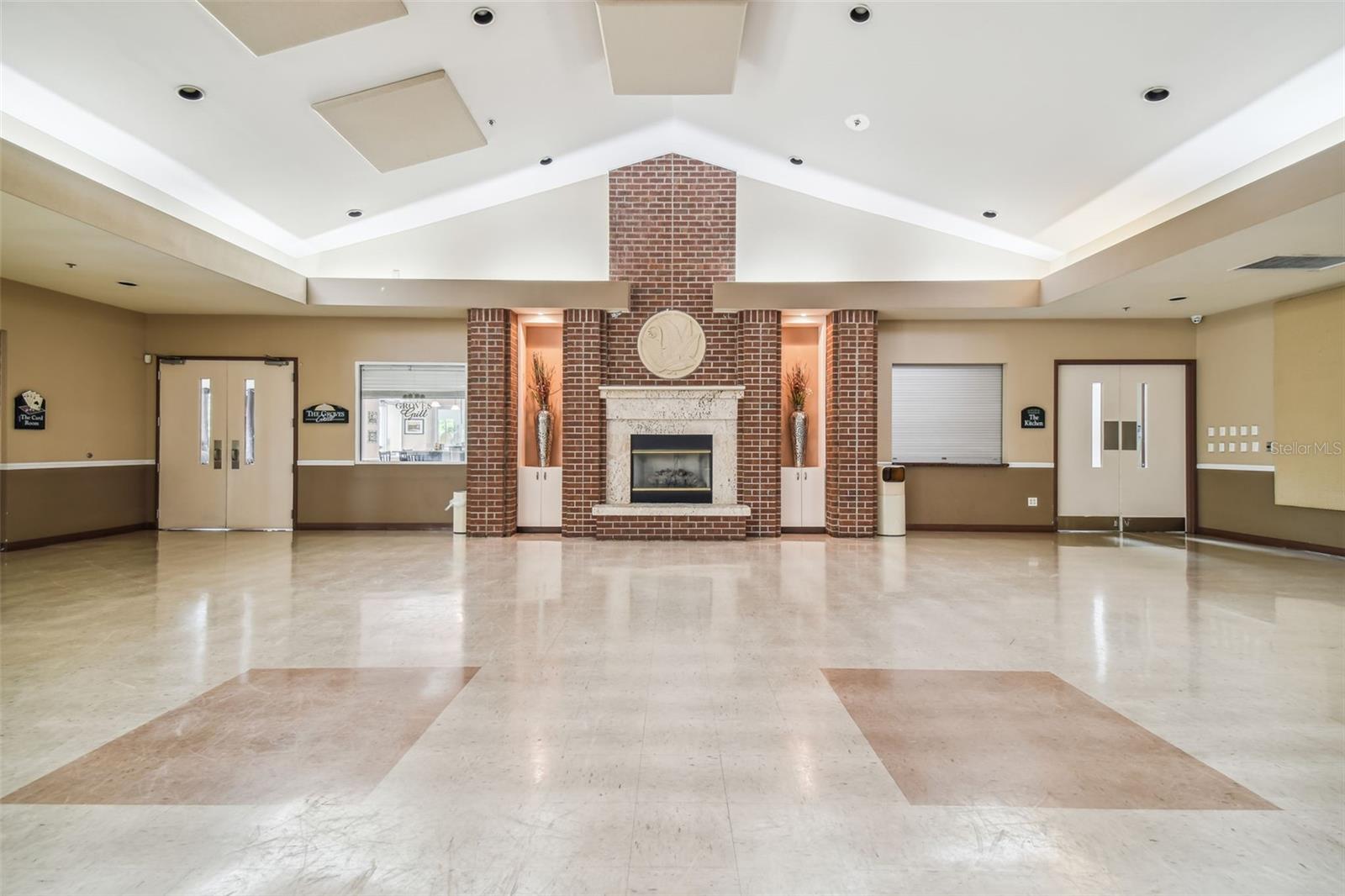 CLUBHOUSE