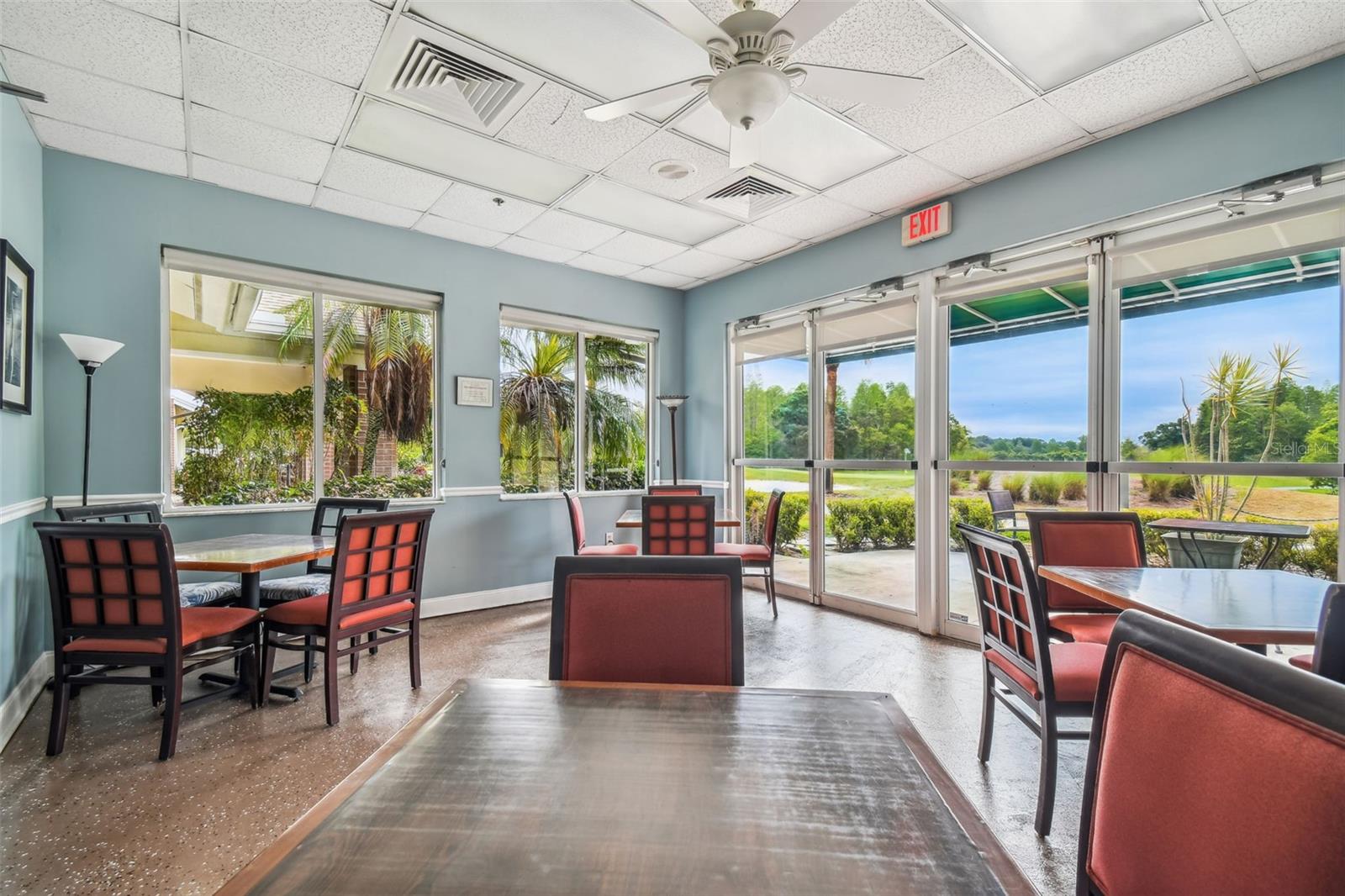 CLUBHOUSE