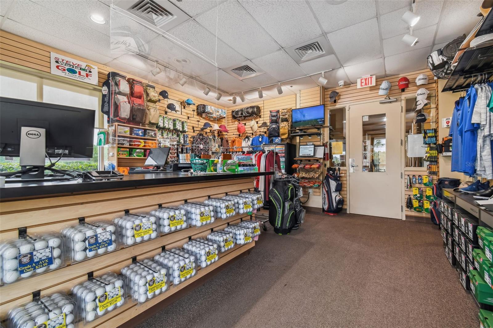 PRO SHOP