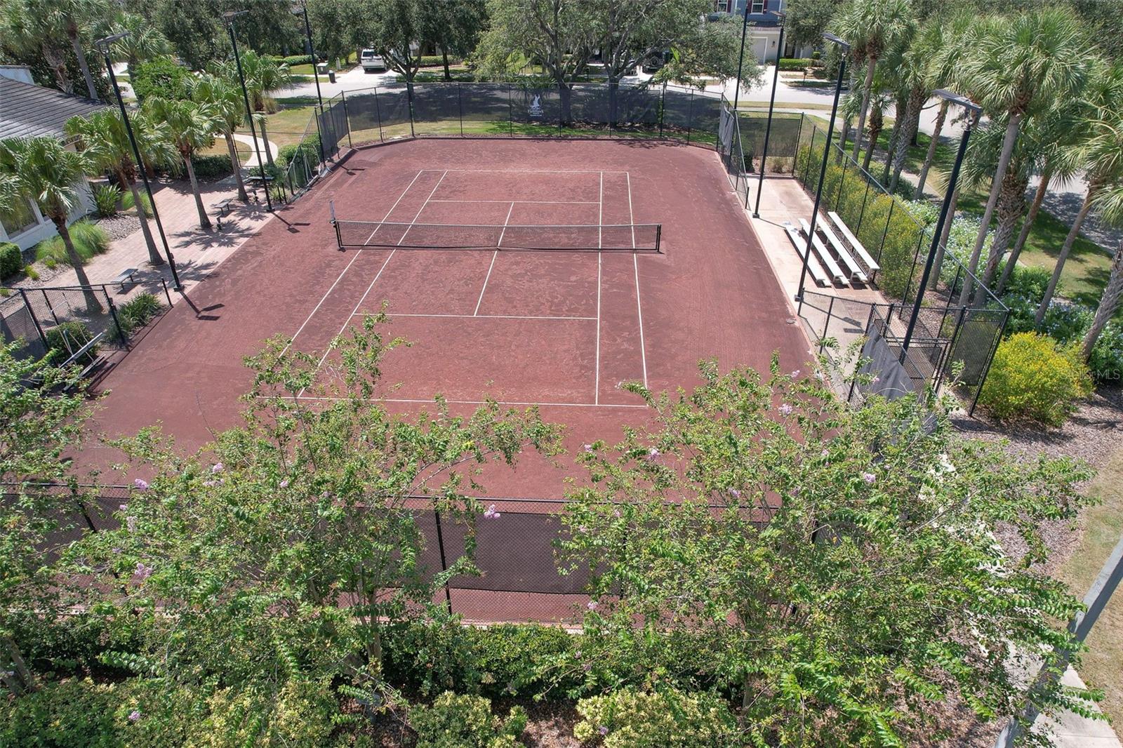 TB8412391