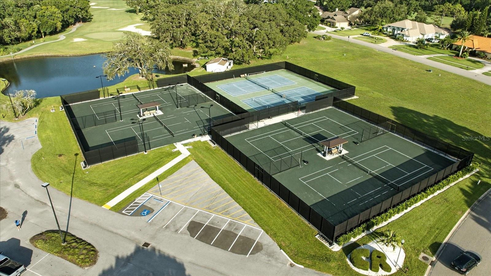 Cypress Run Pickleball and Tennis Courts