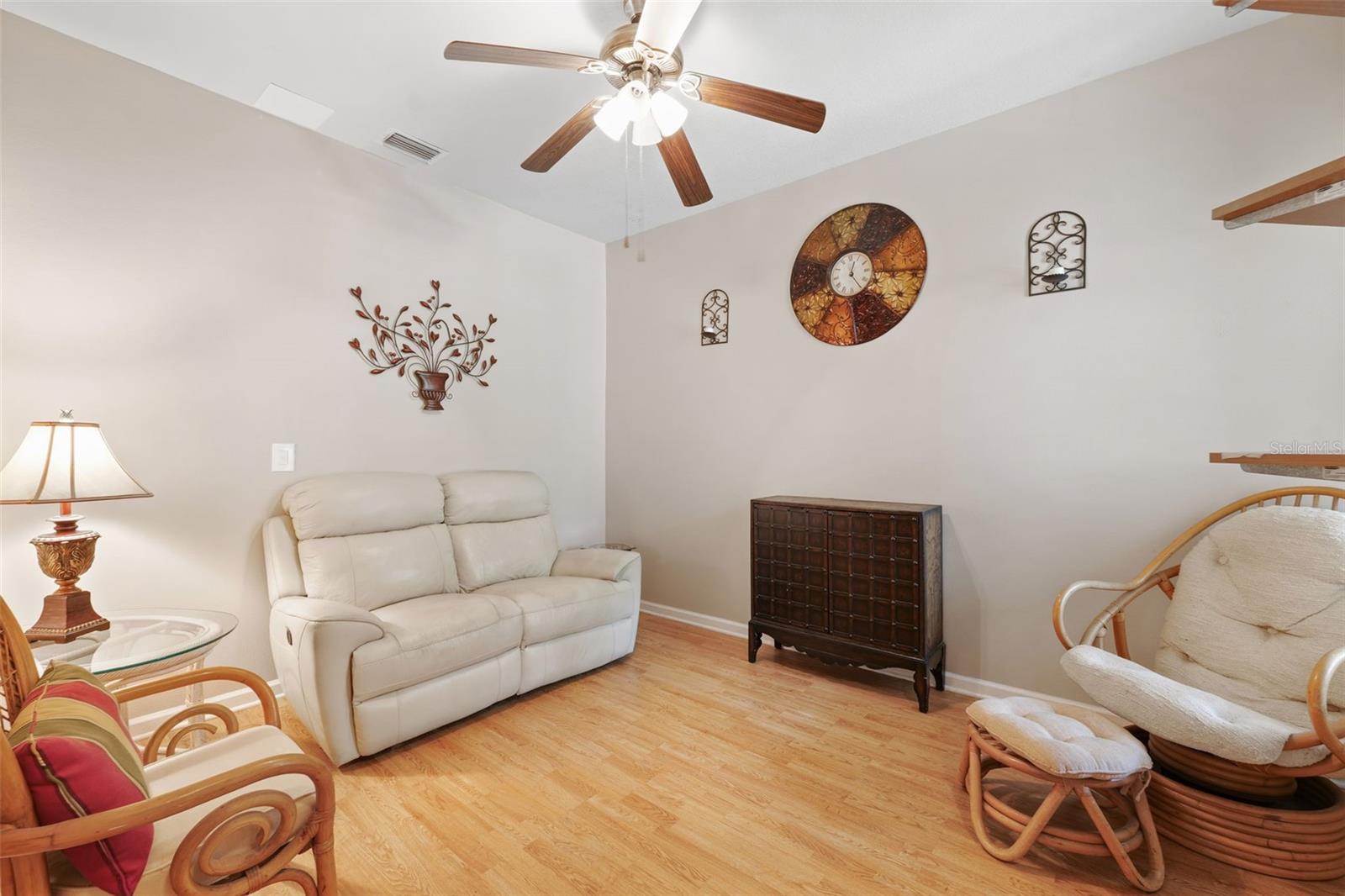 Office/den/extra bedroom