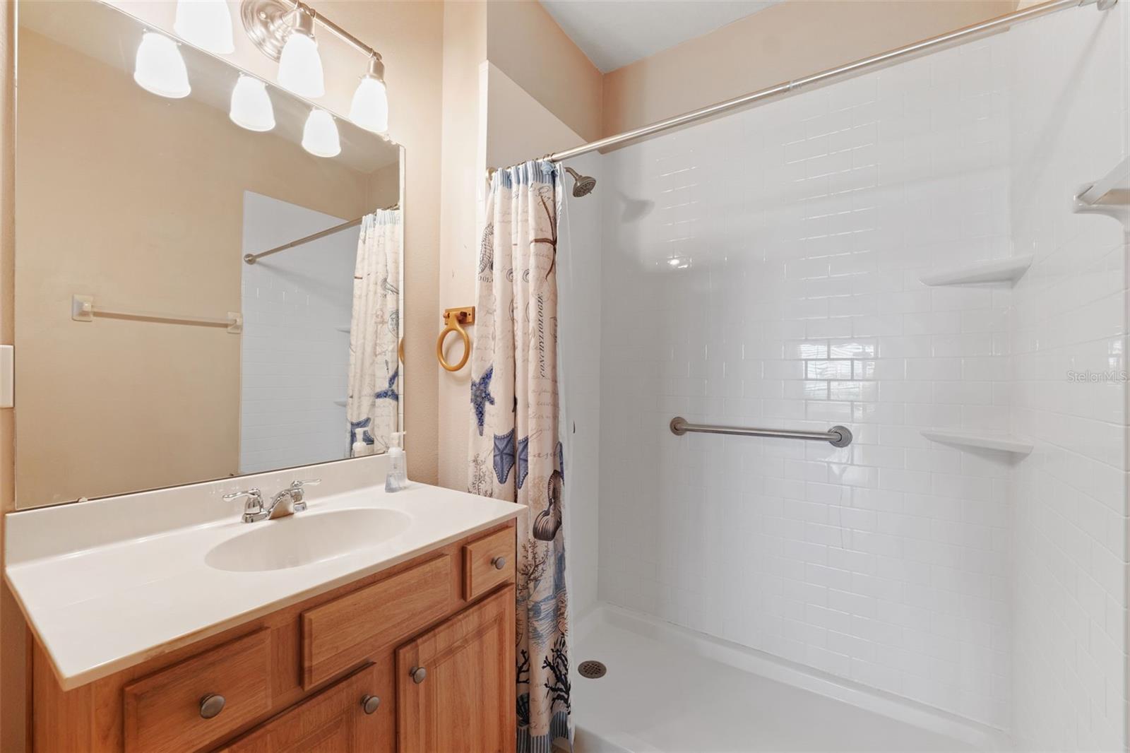2nd Bathroom