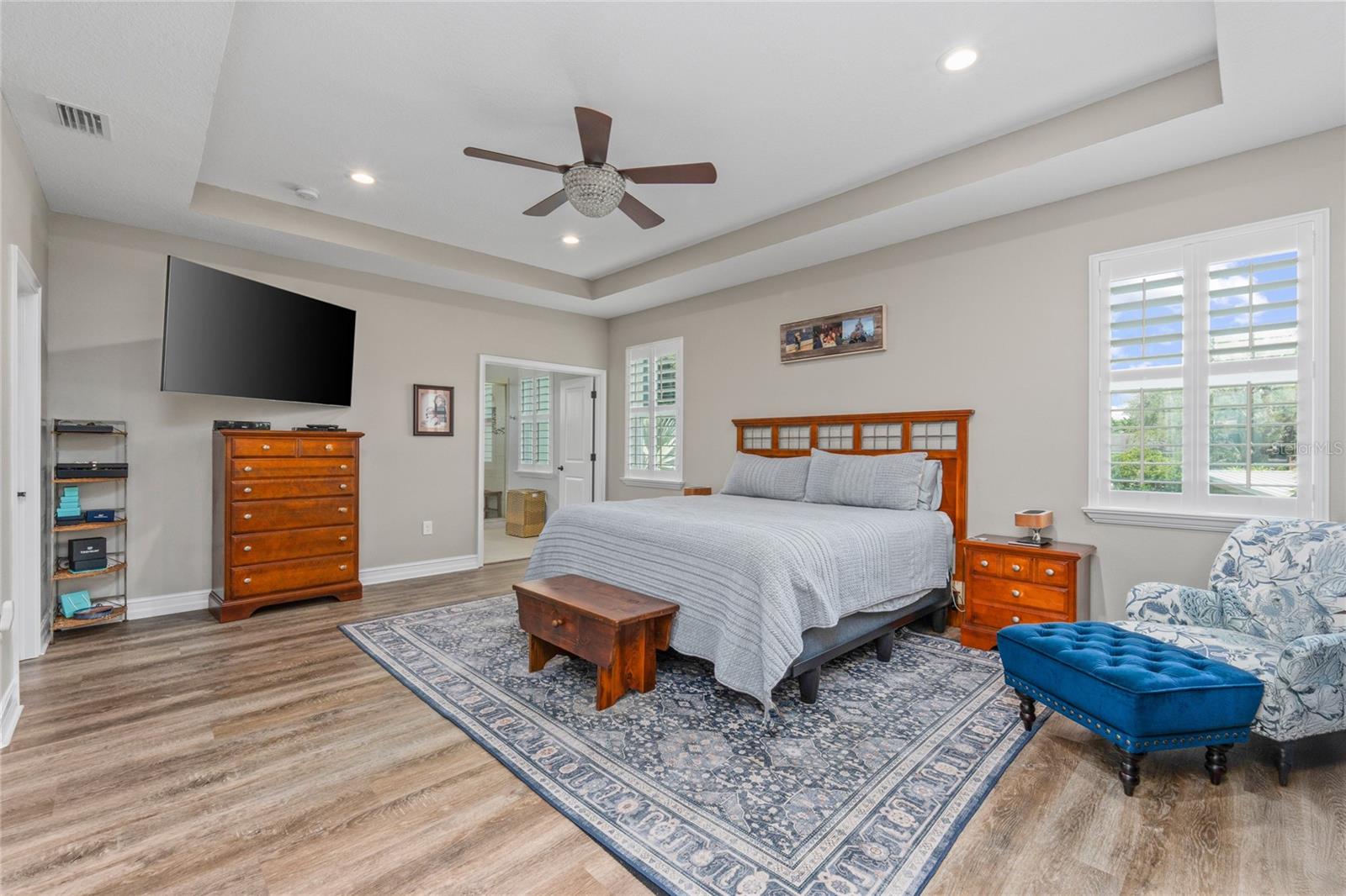 Primary Bedroom with tray ceiling