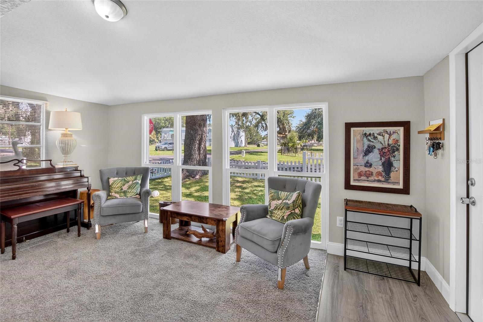 Sitting Room( Great office Space)