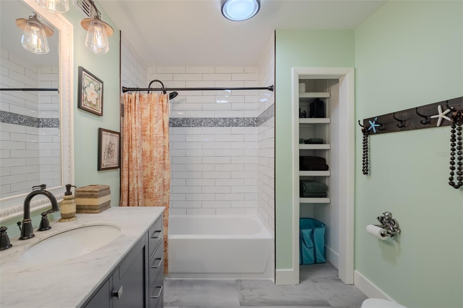 Bathroom downstairs