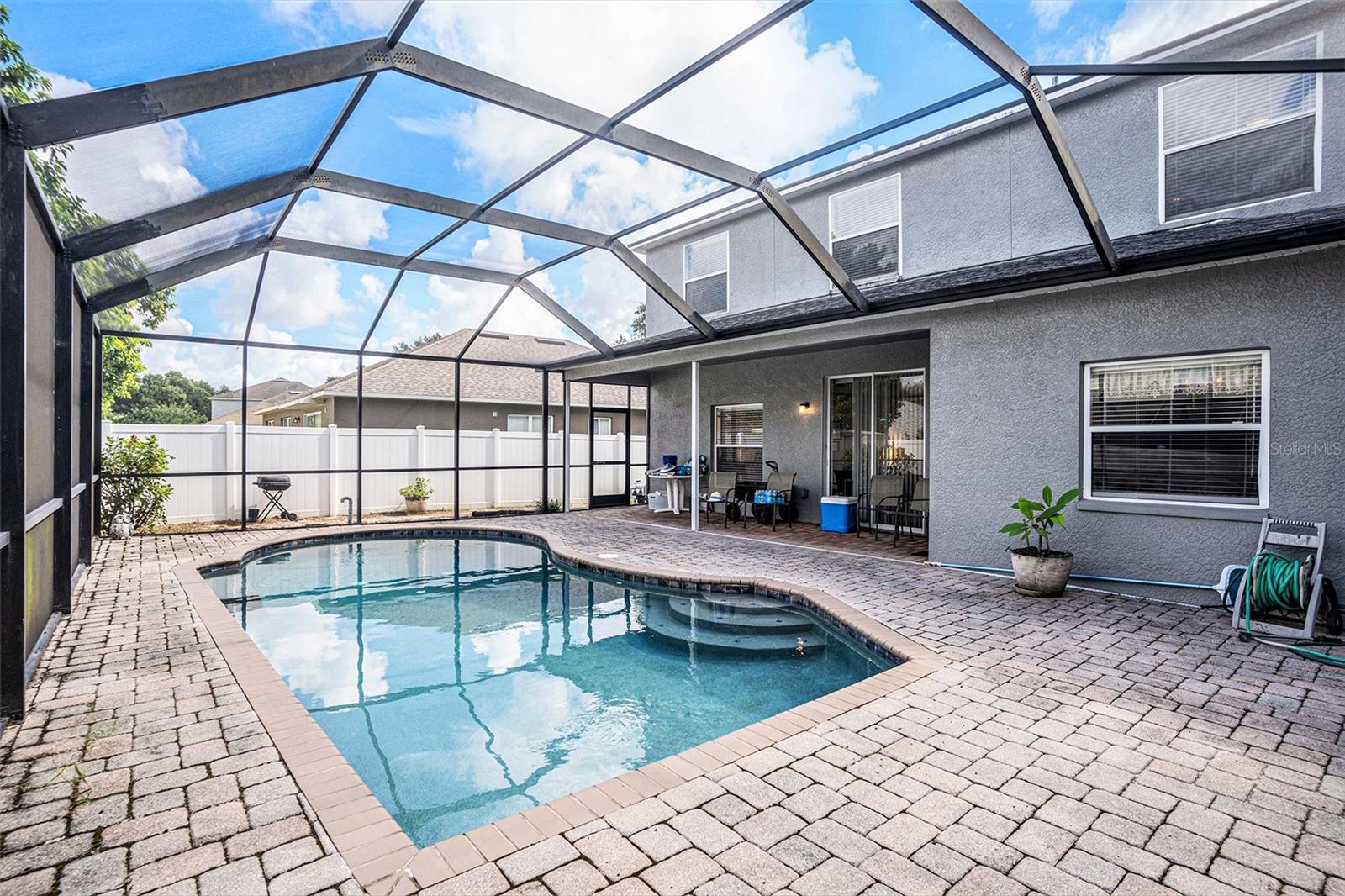 Pool Screen and tie down replaced 2022