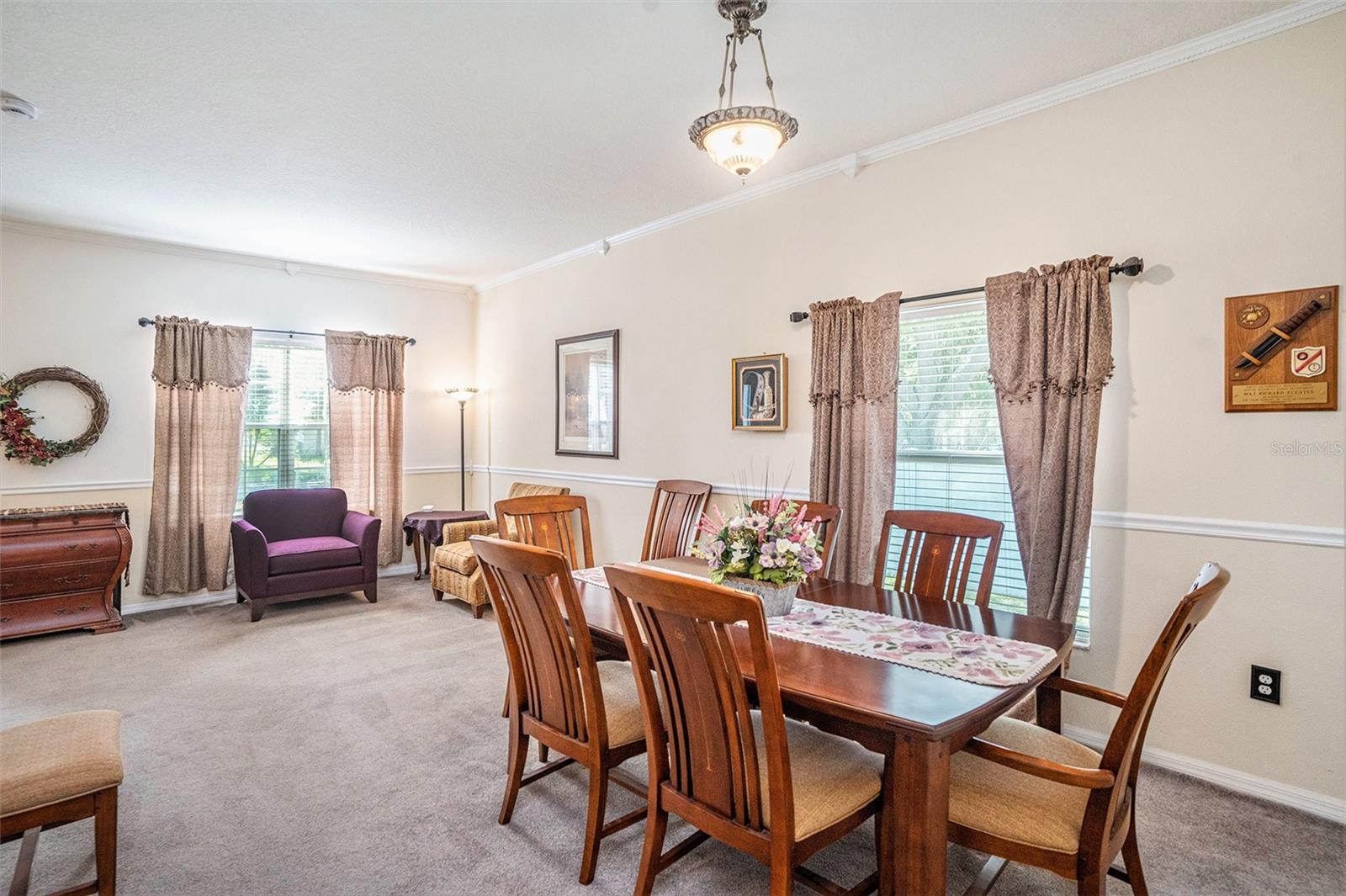 Formal Living room/Dining Room