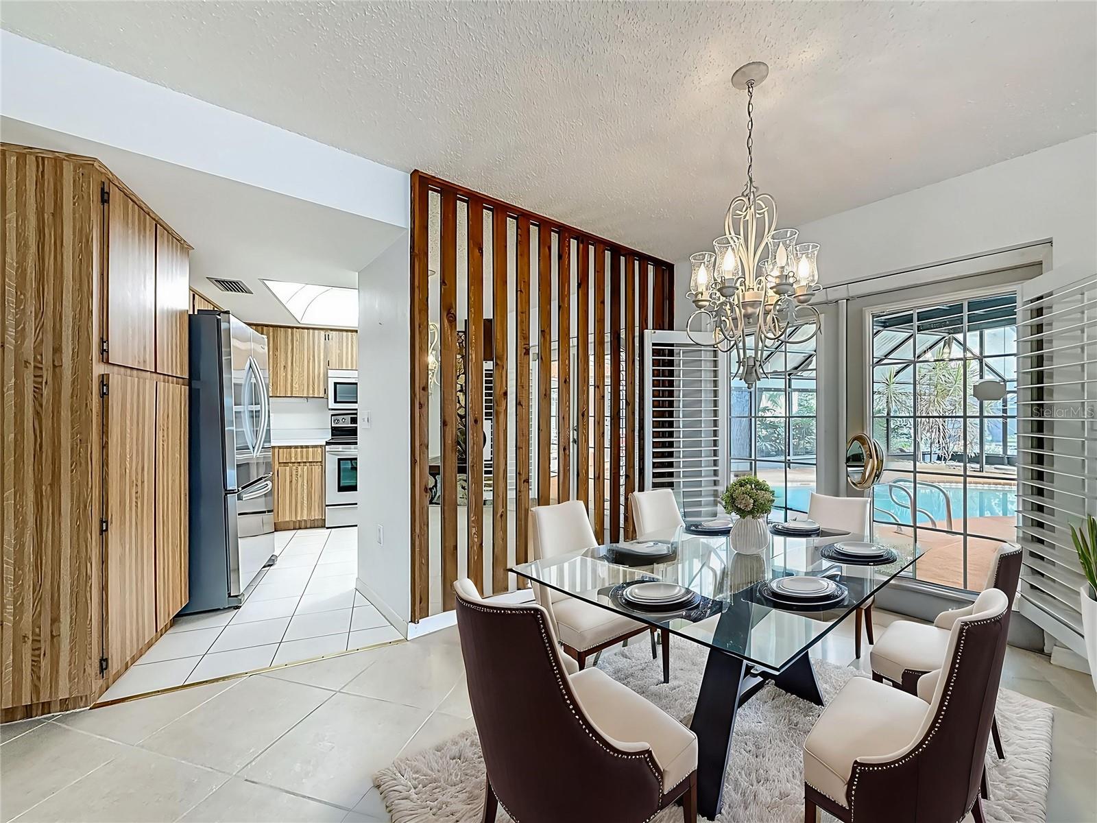 Virtual Staged Dining Room