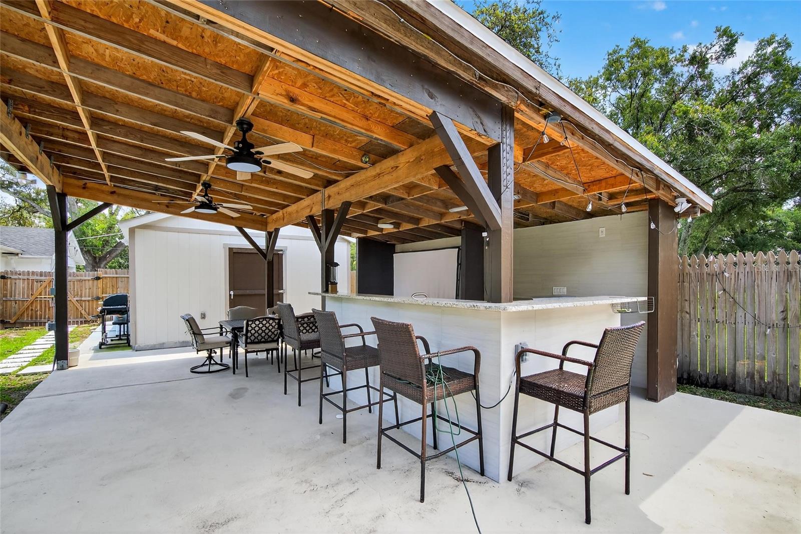 cabana/kitchen