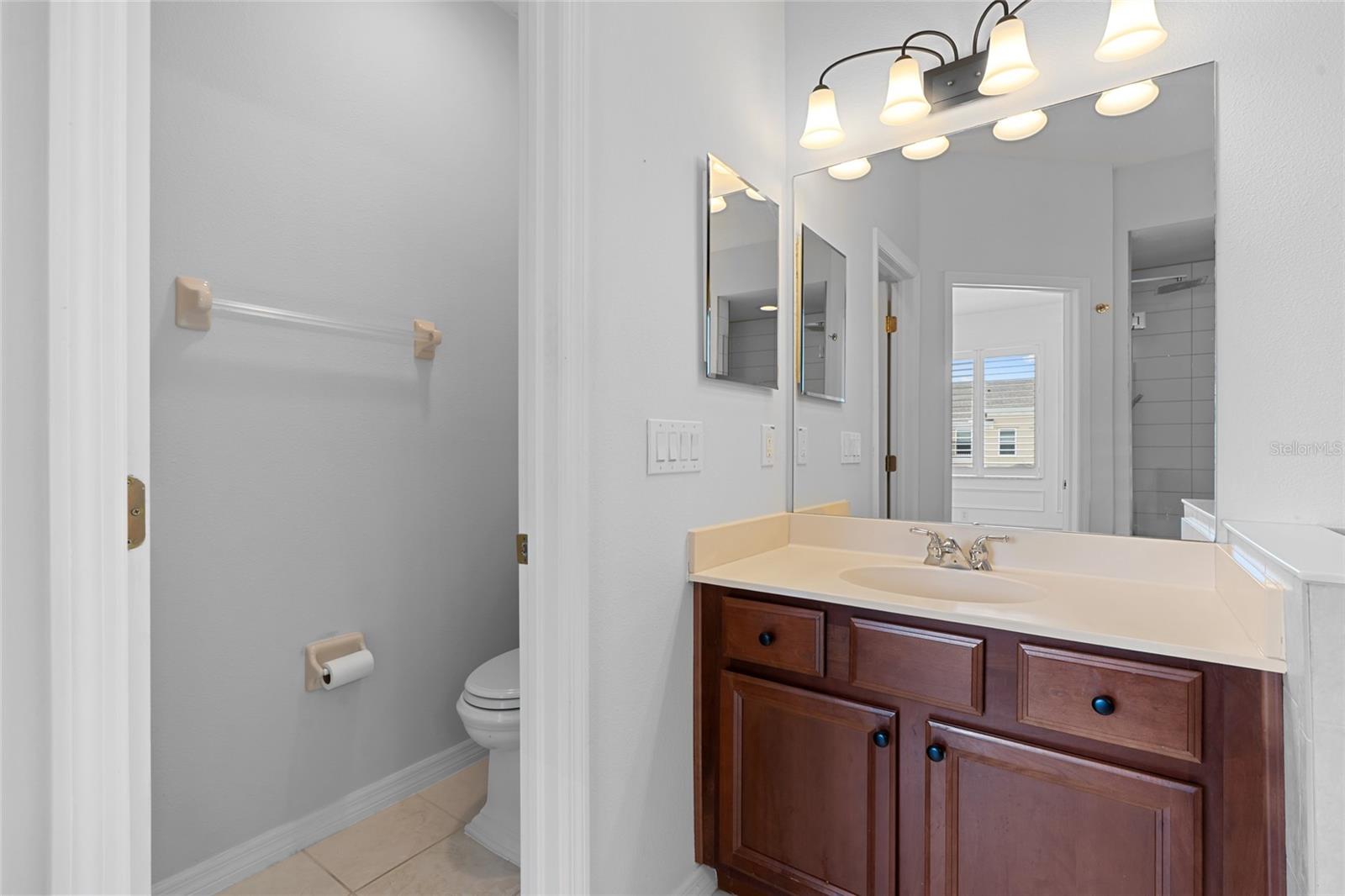 Primary En-Suite