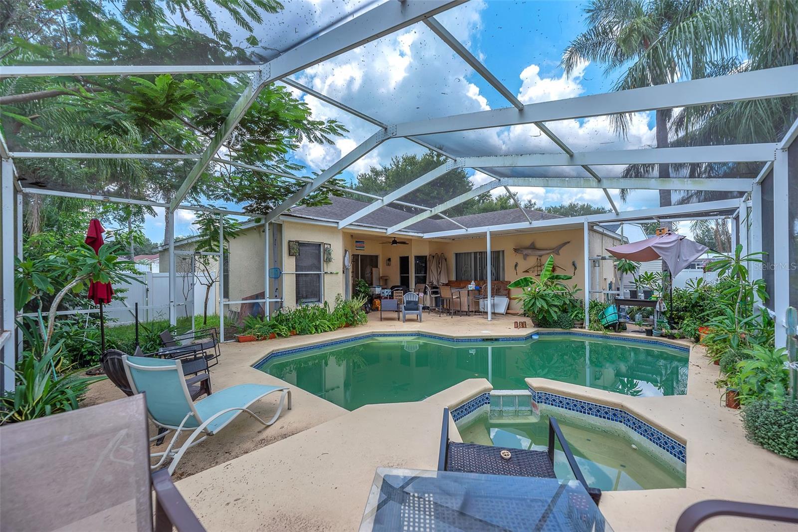 Screened pool and lanai area