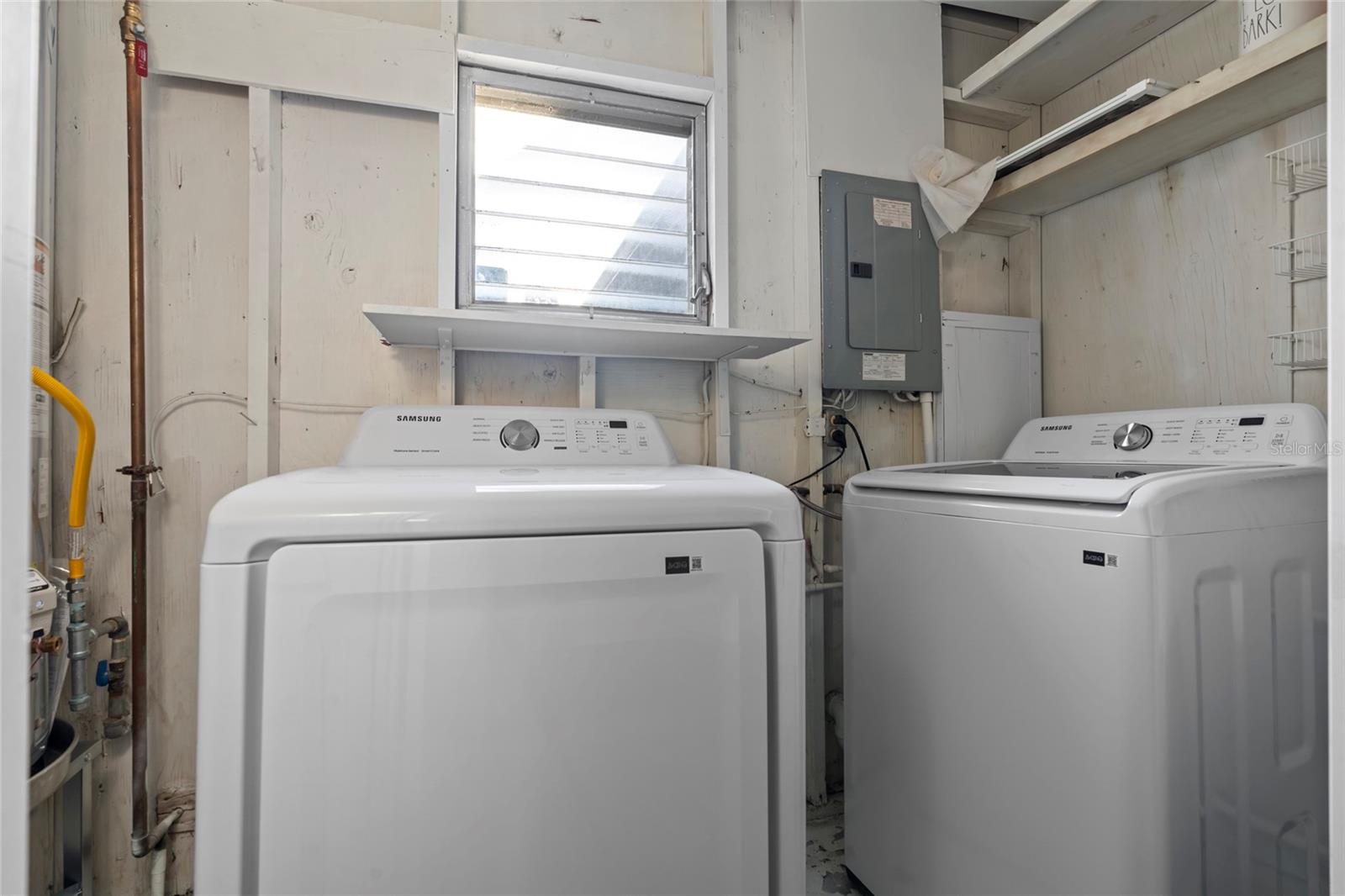 Interior Laundry in Bonus Room