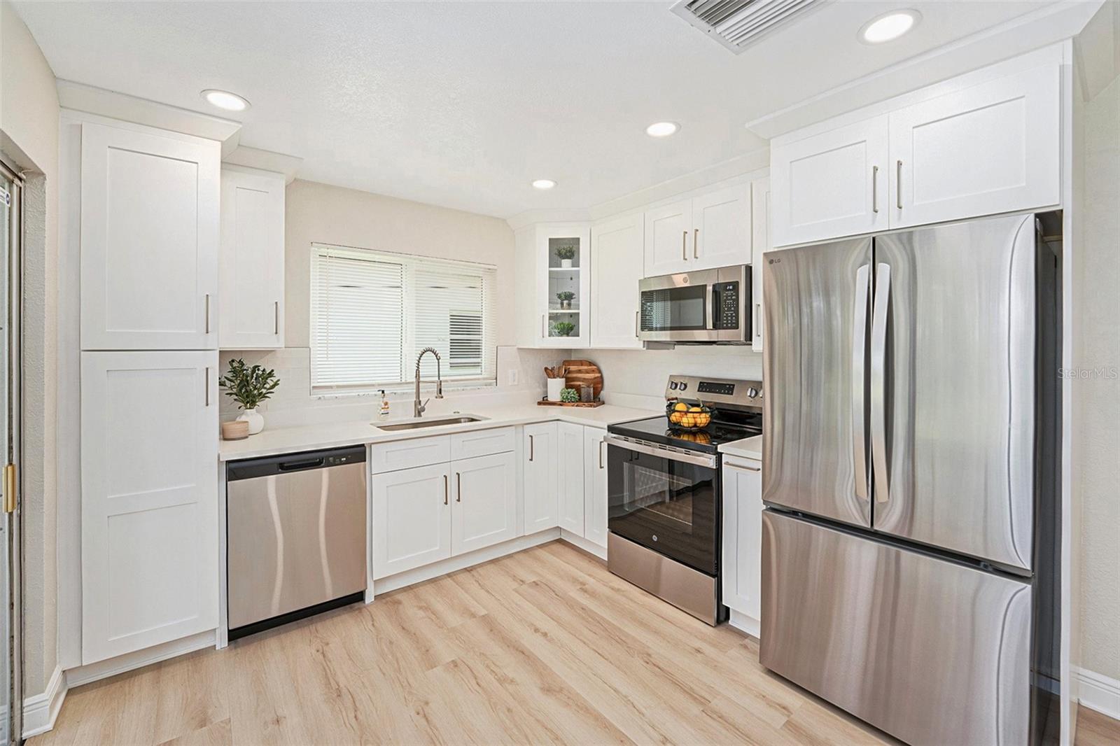 Brand new appliances