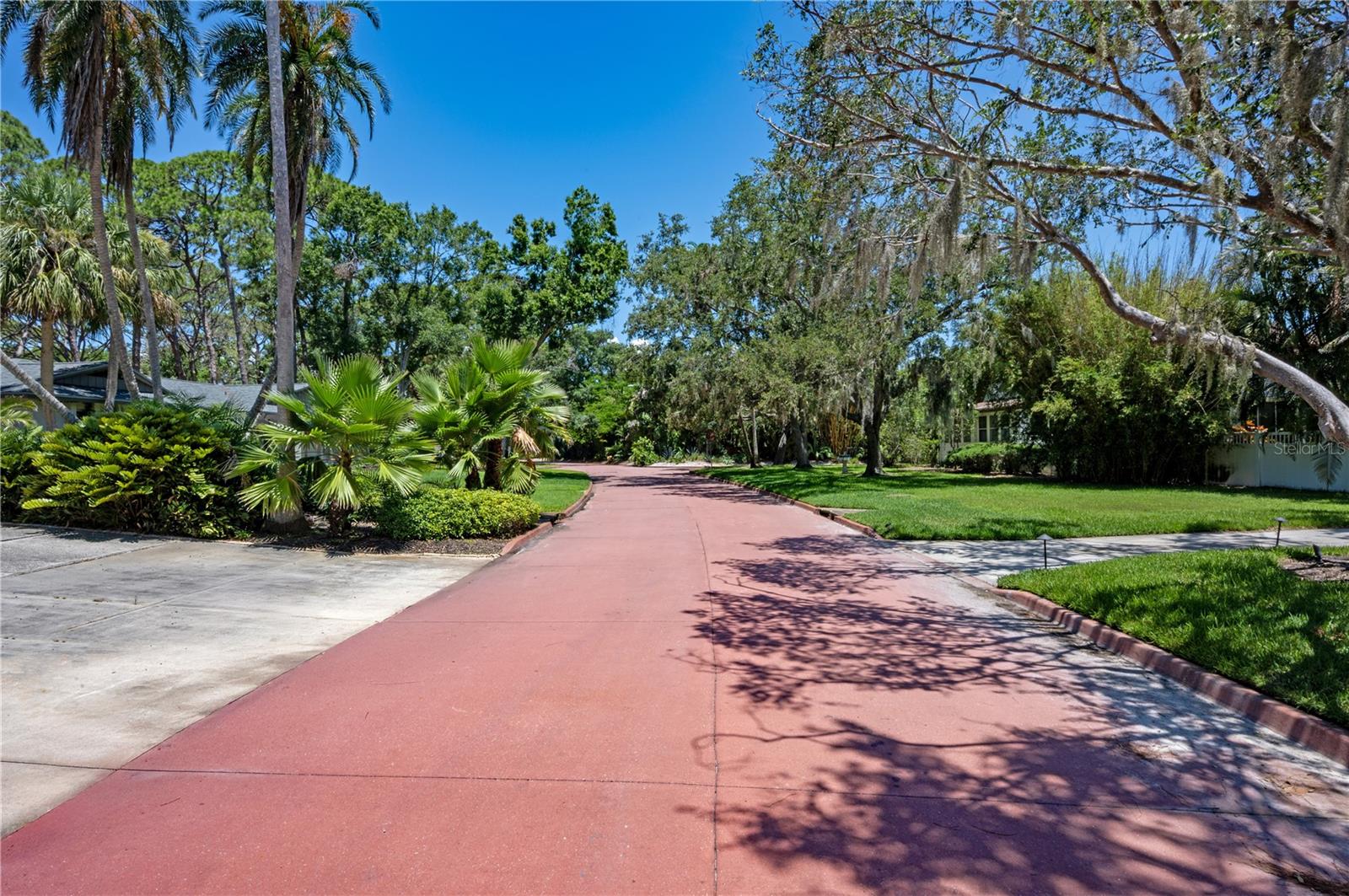 Beautiful and historic pink concrete streets wind throughout the neighborhood