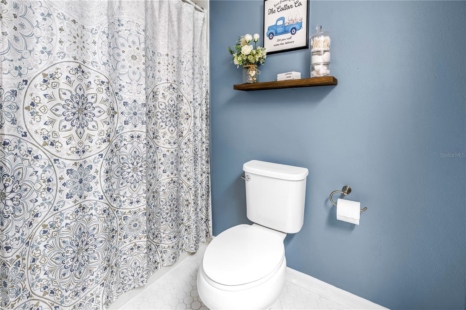 Primary ensuite bath on 3rd floor