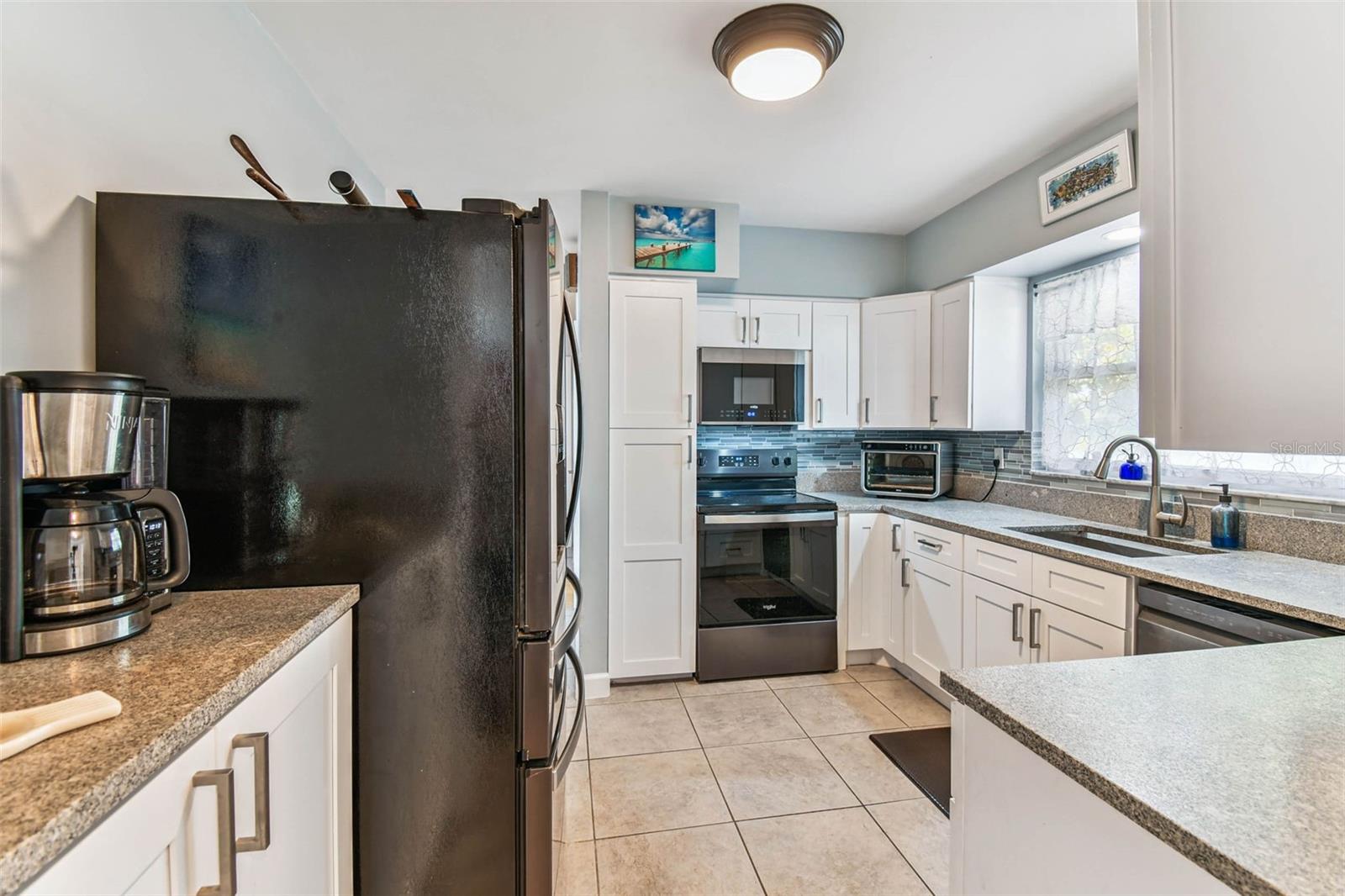Plenty of storage in this lovely kitchen!