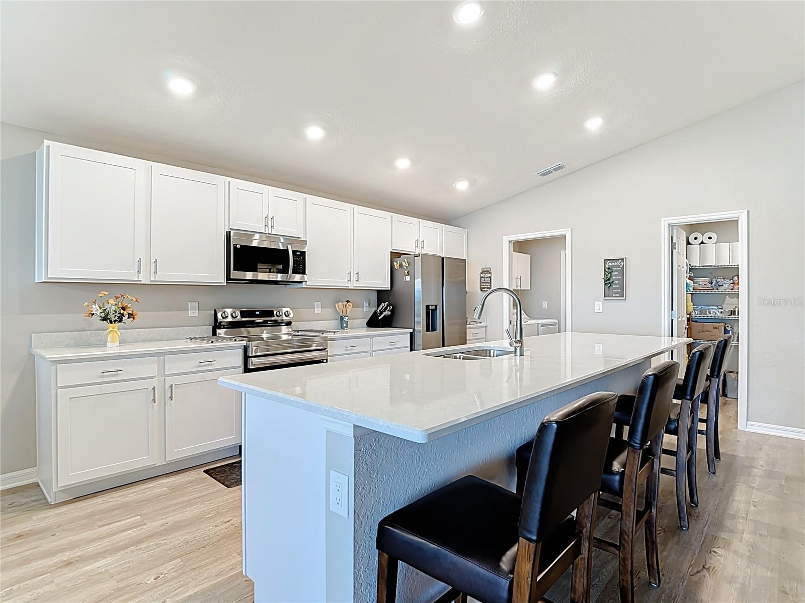 Great kitchen with plenty of counter space