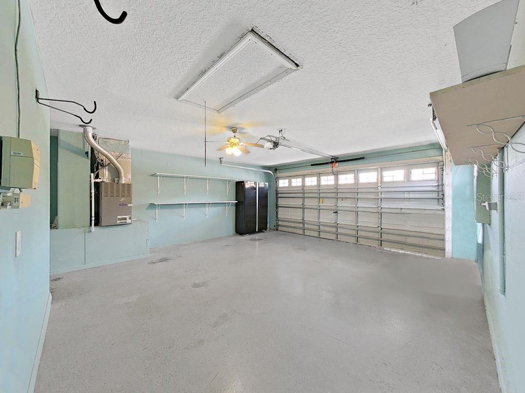 2 Car Garage