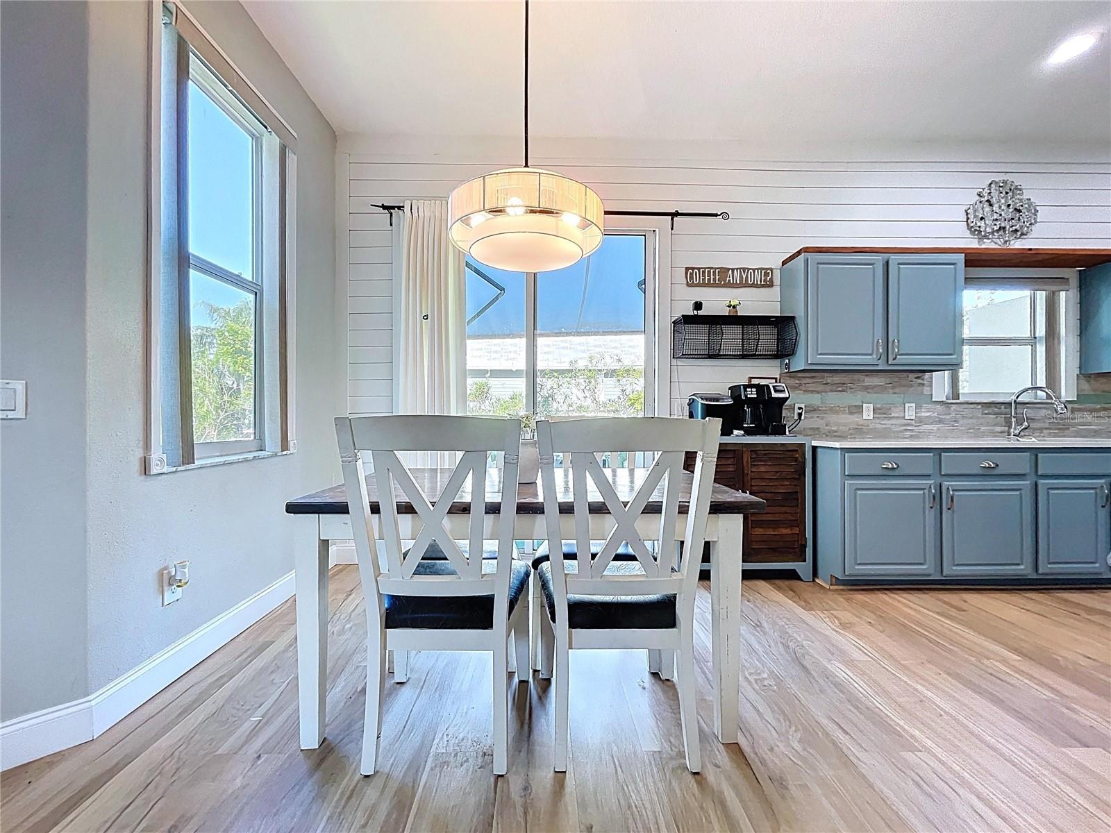 Eat-in Kitchen.